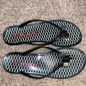Coach Women’s Flip Flop Sandals Size 8